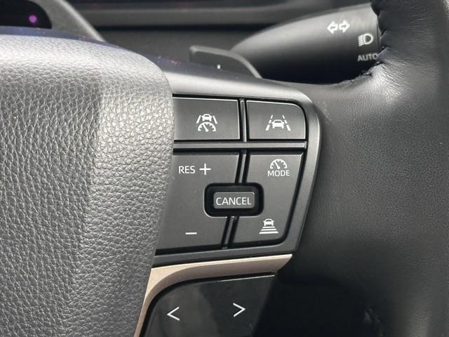 クラウンクロスオーバー RSアドバンスド 衝突回避 サンル-フ オートクルーズコントロール 横滑り防止 フルセグTV パワーシート レザーシート LED アルミホイール AC100V スマートキー ナビ&TV ABS フルオートエアコン(12枚目)