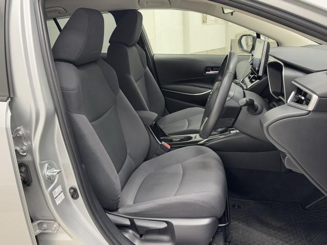 カローラツーリング ハイブリッド S インテリジェントクリアランスソナー ドラレコ付き Rカメラ AAC LEDライト メディアプレイヤー接続 横滑防止装置 整備記録簿 クルコン ETC車載器 キーフリーシステム スマートキー イモビ(14枚目)