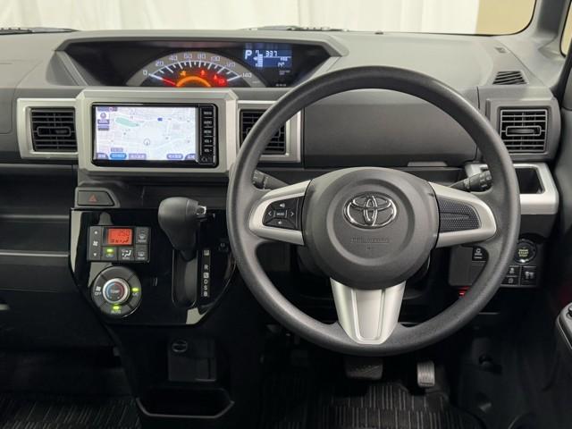 ピクシスメガ L SAIII W電動ドア 軽減ブレーキ スマートキー&プッシュスタート Bカメラ イモビライザー ナビTV ETC アイドリングストップ 運転席助手席エアバック オートエアコン ワンセグTV アルミホイール 記録簿(4枚目)