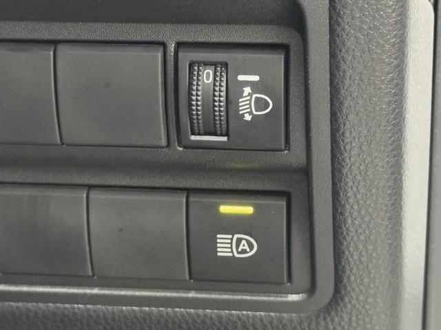 ヤリスクロス Ｇ　ＥＴＣ装備　リヤカメラ　スマートエントリー　イモビライザー　オートエアコン　アルミホイール　キーレス　パワーウィンドウ　クルコン　ＡＢＳ　ドライブレコーダー　エアバッグ　パワーステアリング（13枚目）