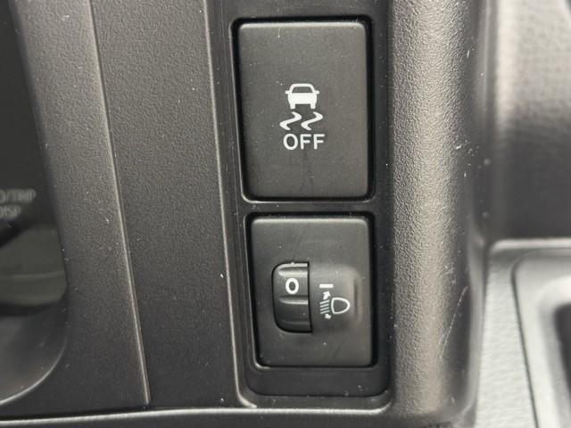 プロボックス ＧＬ　点検記録簿　運転席エアバック　パワーウインド　ＴＳＳ　Ｗエアバッグ　盗難防止システム　パワーステアリング　ＡＵＸ接続　横滑り防止機能　エアコン　Ｂカメラ　キーレスキー　ＡＢＳ　ワンセグテレビ　ＥＴＣ付（13枚目）