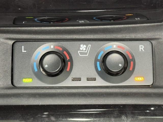 アルファード ２．５Ｓ　Ｃパッケージ　両電動ドア　Ｂモニタ　地デジ　１オーナー　エアロ　定期点検記録簿　ＤＶＤ再生可能　リアオートエアコン　ナビテレビ　横滑り防止　クルコン　ＡＣ１００Ｖ電源　セキュリティ　ＥＴＣ車載器　ＬＥＤヘッドライト（15枚目）