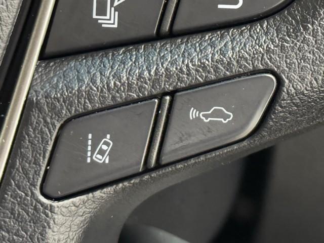 アルファードハイブリッド Ｘ　両電動ドア　ＬＥＤヘッドライト　ドラレコ　横滑り防止　ＥＴＣ車載器　クルコン　リアオートエアコン　ミュージックプレイヤー接続可　メモリーナビ　キーレス　ナビ＆ＴＶ　４ＷＤ　ＤＶＤ再生　３列シート　ＰＳ（11枚目）