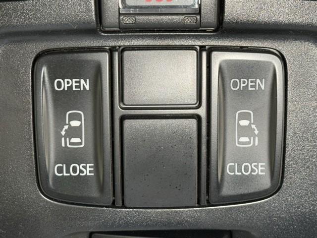 アルファードハイブリッド Ｘ　両電動ドア　ＬＥＤヘッドライト　ドラレコ　横滑り防止　ＥＴＣ車載器　クルコン　リアオートエアコン　ミュージックプレイヤー接続可　メモリーナビ　キーレス　ナビ＆ＴＶ　４ＷＤ　ＤＶＤ再生　３列シート　ＰＳ（13枚目）