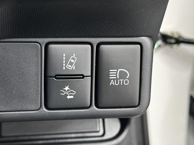 アクア Ｓ　キーレスエントリ　エアロ　ナビ＆ＴＶ　ワンオーナー車　オートエアコン　デュアルエアバック　ＥＳＣ　Ｂカメラ　パワーウィンドウ　ＡＵＸ端子　ＳＲＳ　ワンセグＴＶ　パワーステアリング　ＡＢＳ　メモリーナビ（11枚目）