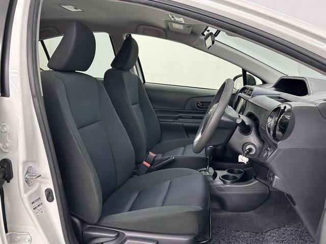 アクア Ｓ　キーレスエントリ　エアロ　ナビ＆ＴＶ　ワンオーナー車　オートエアコン　デュアルエアバック　ＥＳＣ　Ｂカメラ　パワーウィンドウ　ＡＵＸ端子　ＳＲＳ　ワンセグＴＶ　パワーステアリング　ＡＢＳ　メモリーナビ（15枚目）