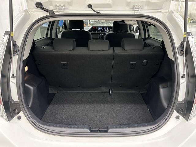 アクア Ｓ　キーレスエントリ　エアロ　ナビ＆ＴＶ　ワンオーナー車　オートエアコン　デュアルエアバック　ＥＳＣ　Ｂカメラ　パワーウィンドウ　ＡＵＸ端子　ＳＲＳ　ワンセグＴＶ　パワーステアリング　ＡＢＳ　メモリーナビ（17枚目）