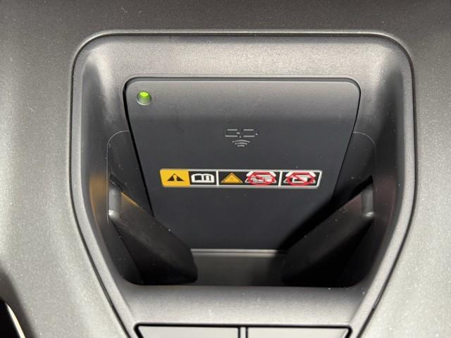 クラウンクロスオーバー Gアドバンスド・レザーパッケージ TSS レザー フルセグTV パワーシート LEDヘッドライト クルーズコントロール Bカメラ ドライブレコーダ オートエアコン アルミホイル ワンオーナー ETC付 横滑り防止装置 4WD TV(12枚目)