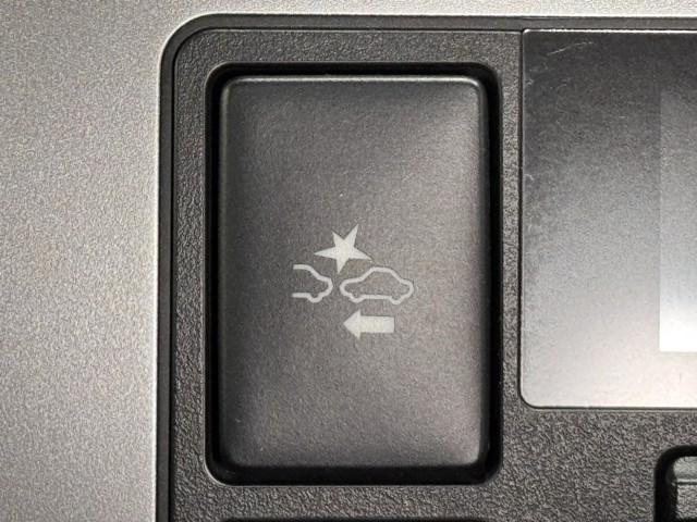 ハイエースバン ロングスーパーGL Wエアコン Bカメラ LEDライト パワーウインドウ 横滑防止 ドライブレコーダー DVD視聴可 キーレスエントリー オートエアコン ETC パワーステ 記録簿有 ABS ミュージックプレイヤー接続可(13枚目)