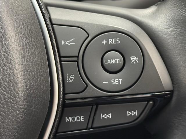 ハリアーハイブリッド Z レザーパッケージ パノラマサンルーフ 地デジ 横滑防止 盗難防止システム Bモニター 革 LEDライト パワーウィンドウ クルコン スマートキ- 助手席エアバック パワーシート エアバッグ オートエアコン ナビTV(9枚目)