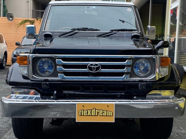 TOYOTA LAND CRUISER 70 ZX | 1997 | BLACK | 224000 km TOYOTA LAND CRUISER 70 ZX | 1997 | BLACK | 224000 km