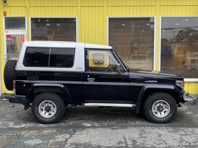TOYOTA LAND CRUISER 70 ZX | 1997 | BLACK | 224000 km TOYOTA LAND CRUISER 70 ZX | 1997 | BLACK | 224000 km