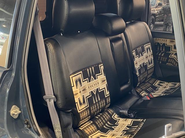 ランドクルーザープラド ＴＸ　【純正３色テールレンズ】【ＢＲＵＴ　ＢＲ４４アルミホイール】【ＢＦグッドリッチＫＯ２タイヤ】【ペンドルトンシートカバー】【ドア内張ペンドルトン張替】【ディスプレイオーディオ】【バックカメラ】【前後ドラ（16枚目）