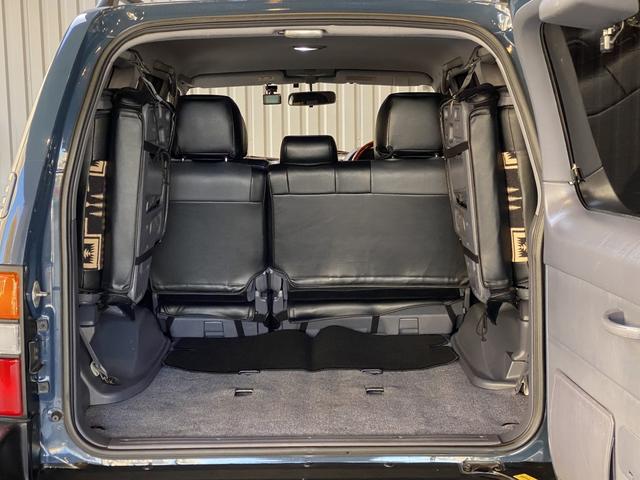 ランドクルーザープラド ＴＸ　【純正３色テールレンズ】【ＢＲＵＴ　ＢＲ４４アルミホイール】【ＢＦグッドリッチＫＯ２タイヤ】【ペンドルトンシートカバー】【ドア内張ペンドルトン張替】【ディスプレイオーディオ】【バックカメラ】【前後ドラ（18枚目）