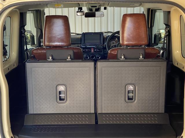 ジムニー ＸＣ　【前後バンパーＬＩＮＥ－Ｘ施工】【ルーフＬＩＮＥ－Ｘ施工】【ドアミラーＬＩＮＥ－Ｘ施工】【ＤＥＡＮ　コロラドＡＷ】【ＴＯＹＯ　ＯＰＥＮＣＯＵＮＴＲＹ　ＲＴタイヤ】【ブラウンシートカバー】【ケンウッドナ（17枚目）