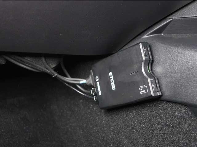 ロードスターRF 2.0 VS テラコッタ セレクション キーレス オートエアコン アイドリングストップ 横滑り防止装置 フルセグ スマートキー バックカメラ メモリーナビ 本革シート LEDライト シートヒーター エアバッグ AW スマートシティーブレーキ(14枚目)