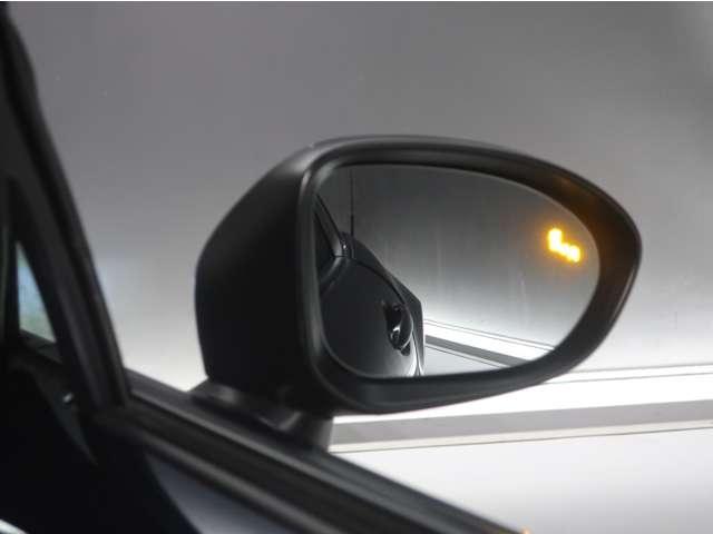 ロードスターRF 2.0 VS テラコッタ セレクション キーレス オートエアコン アイドリングストップ 横滑り防止装置 フルセグ スマートキー バックカメラ メモリーナビ 本革シート LEDライト シートヒーター エアバッグ AW スマートシティーブレーキ(18枚目)