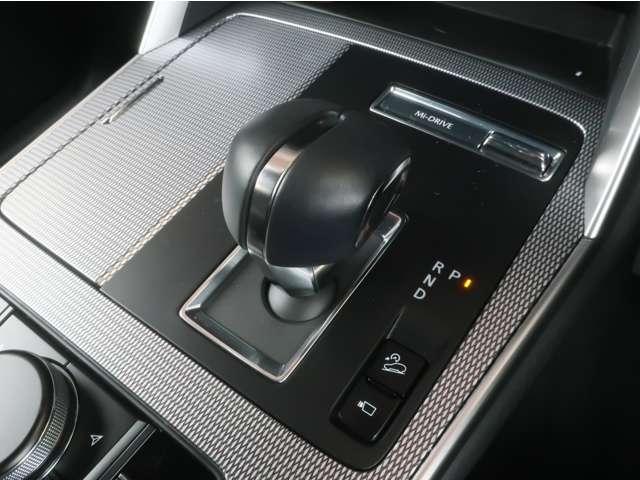 CX-60 3.3 XDハイブリッド エクスクルーシブ スポーツ ディー MRCC 本革シート スマートキー 横滑り防止装置 LEDヘッドライト メモリーナビ ETC シートヒーター パワーシート バックカメラ 4WD アイドリングストップ ナビ&TV アルミホイール(8枚目)