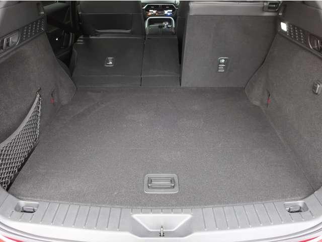 CX-60 3.3 XDハイブリッド エクスクルーシブ スポーツ ディー MRCC 本革シート スマートキー 横滑り防止装置 LEDヘッドライト メモリーナビ ETC シートヒーター パワーシート バックカメラ 4WD アイドリングストップ ナビ&TV アルミホイール(18枚目)