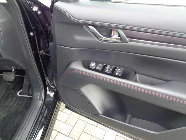 CX-5 2.2 XD ブラックトーンエディション ディーゼルターボ LEDライト アドバンスドキー クリアランスソナー ETC 運転席パワーシート 前席シートヒーター ターボ DSC ナビTV バックカメラ 盗難防止装置 キーフリー フロントカメラ i-stop(13枚目)