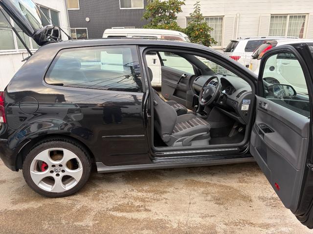 VOLKSWAGEN POLO GTI