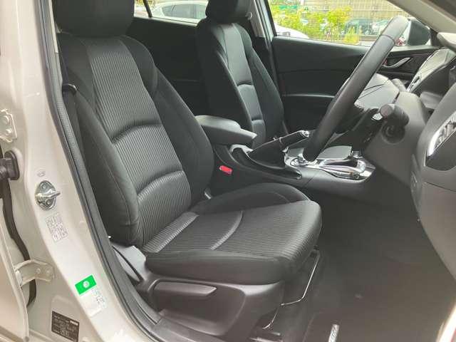 アクセラスポーツ １．５　１５Ｓ　ツーリング　ナビ　バックカメラ　ＥＴＣ　オートエアコン　お問い合わせ頂いた方を優先して案内しております！まずはお問い合わせお待ちしております！（9枚目）