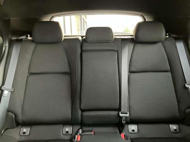 MAZDA3ファストバック 2.0 20S ブラックトーンエディション 全方位モニター 追従型クルコン ETC ナビ LEDヘッド 衝突被害軽減ブレーキ 地デジ メモリーナビ スマートキー 横滑り防止装置 オートマチックハイビーム アルミホイール クリアランスソナー(18枚目)