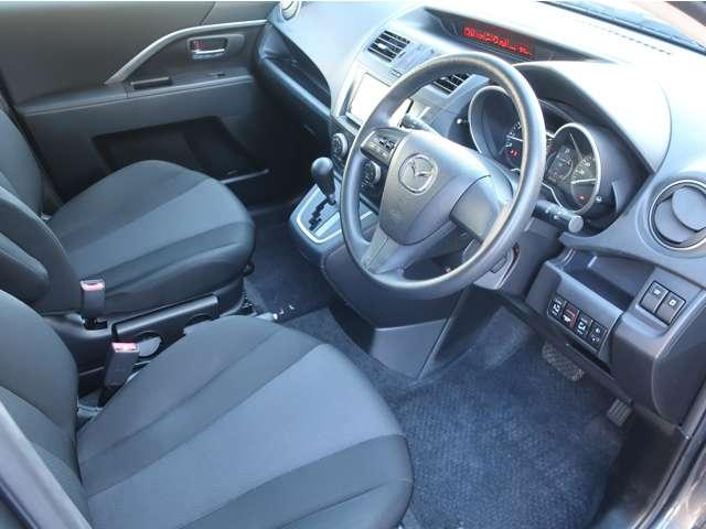 プレマシー ２．０　２０Ｓ　スカイアクティブ　両側パワースライドドア　キーレスエントリー　ナビＴＶ　ＩＳＴＯＰ　アドバンスドキー　ＡＣ　横滑り防止　パワーウィンドウ　３列シート　ＡＢＳ　エアバック　ＥＴＣ車載器　メモリーナビ　パワーステアリング（16枚目）