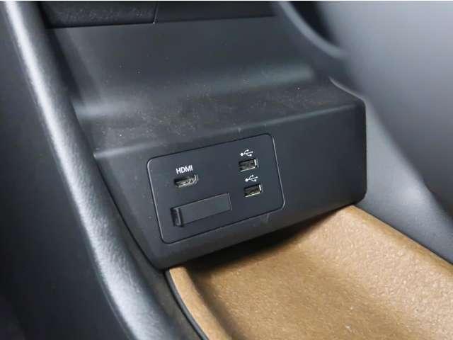 MX-30 2.0 レーダーブレーキ スマキー 盗難防止装置 ACC ナビTV PWシート DSC ABS Bカメラ キーフリー エアコン 整備記録簿 パワーウィンドウ i-stop LEDヘッドライト 禁煙車 USB(12枚目)