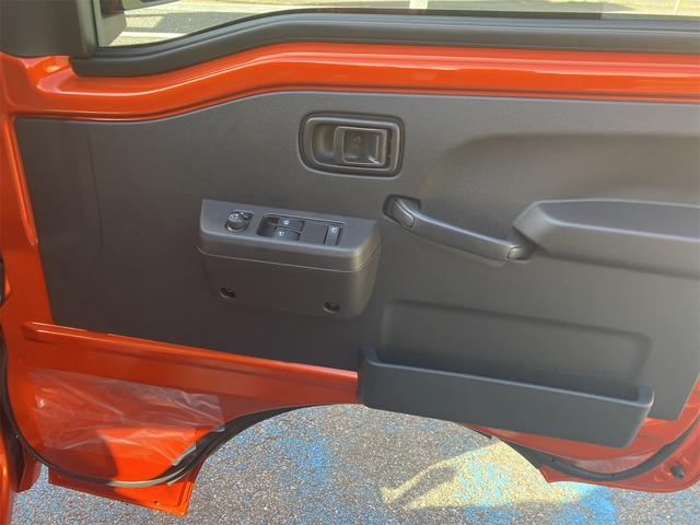 ハイゼットトラック ジャンボエクストラ 届出済未使用車・衝突軽減システム・スマートキー・後方クリアランスソナー・4WD・荷台作業灯・三方開・オーディオレス(18枚目)