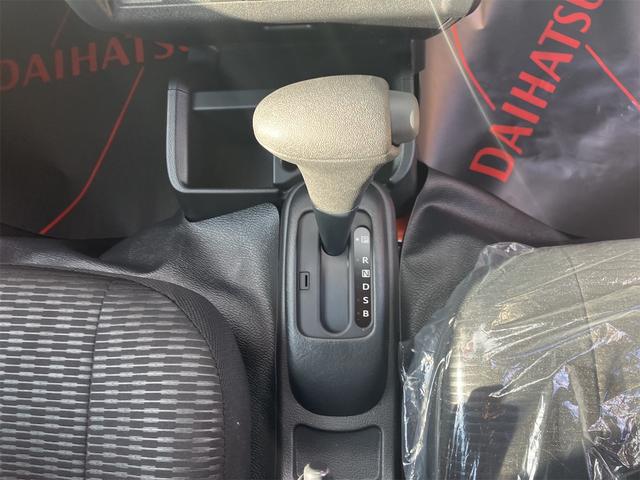 ハイゼットトラック ジャンボエクストラ 届出済未使用車・衝突軽減システム・スマートキー・後方クリアランスソナー・4WD・荷台作業灯・三方開・オーディオレス(30枚目)