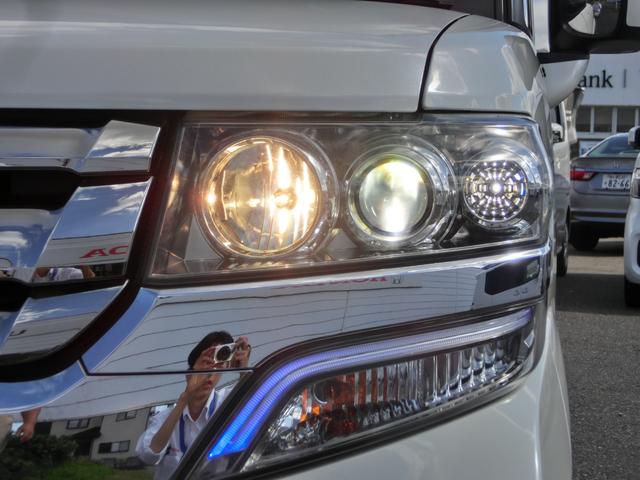 N-BOXカスタム GターボSSパッケージ ECON Bモニター VSA 盗難防止システム AAC ナビTV サイドカーテンエアバック パワステ Wエアバッグ Sヒーター ベンチシート 運転席エアバッグ ターボ車 ETC車載器 DVD ABS(12枚目)