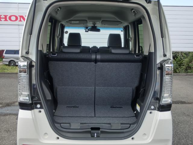 N-BOXカスタム GターボSSパッケージ ECON Bモニター VSA 盗難防止システム AAC ナビTV サイドカーテンエアバック パワステ Wエアバッグ Sヒーター ベンチシート 運転席エアバッグ ターボ車 ETC車載器 DVD ABS(26枚目)