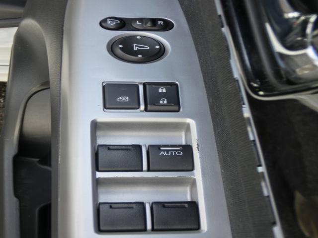 N-BOXカスタム GターボSSパッケージ ECON Bモニター VSA 盗難防止システム AAC ナビTV サイドカーテンエアバック パワステ Wエアバッグ Sヒーター ベンチシート 運転席エアバッグ ターボ車 ETC車載器 DVD ABS(48枚目)