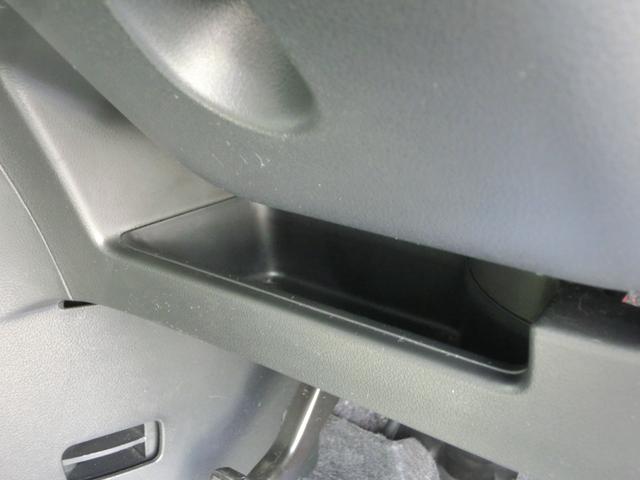 N-BOXカスタム GターボSSパッケージ ECON Bモニター VSA 盗難防止システム AAC ナビTV サイドカーテンエアバック パワステ Wエアバッグ Sヒーター ベンチシート 運転席エアバッグ ターボ車 ETC車載器 DVD ABS(52枚目)