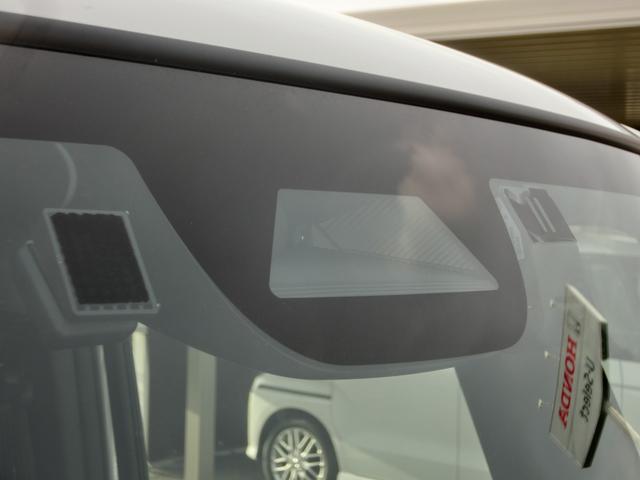 N-BOXカスタム ベースグレード 運転支援装置 純正ナビゲーション Rカメラ ETC 片側電動スライドドア LEDオートライト ナビ連動3カメラ式ドライブレコーダー 電子パーキングブレーキ ブレーキホールド Bluetooth対応(2枚目)