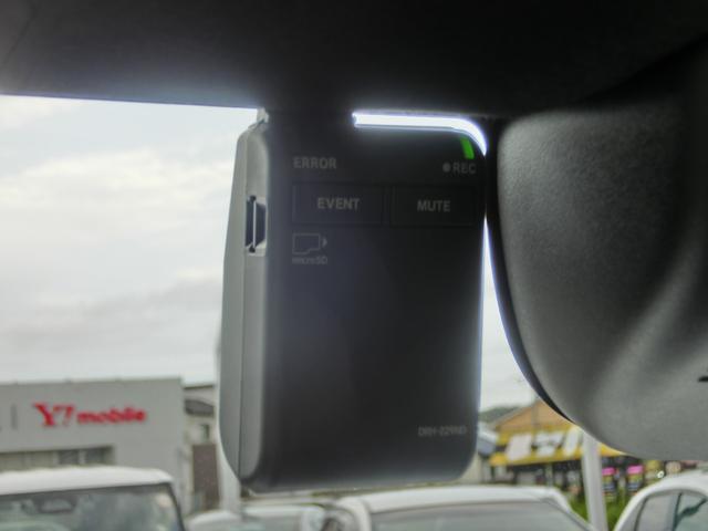 N-BOXカスタム ベースグレード 運転支援装置 純正ナビゲーション Rカメラ ETC 片側電動スライドドア LEDオートライト ナビ連動3カメラ式ドライブレコーダー 電子パーキングブレーキ ブレーキホールド Bluetooth対応(3枚目)