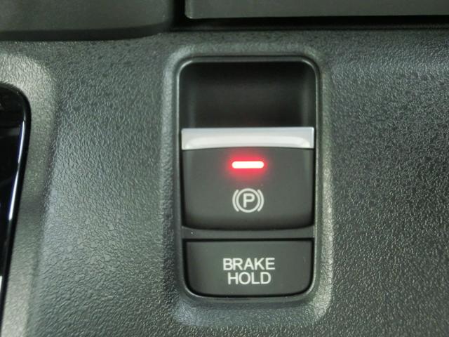 N-BOXカスタム ベースグレード 運転支援装置 純正ナビゲーション Rカメラ ETC 片側電動スライドドア LEDオートライト ナビ連動3カメラ式ドライブレコーダー 電子パーキングブレーキ ブレーキホールド Bluetooth対応(6枚目)