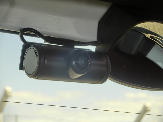 N-BOXカスタム Lターボ 安全運転支援装置 純正9インチナビ Rカメラ ドライブレコーダー ETC LEDオートライト 両側電動スライドドア CD録音機能 Bluetooth対応 シートヒーター 電子パーキングブレーキ PS(6枚目)