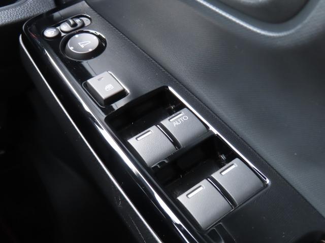 Ｎ－ＯＮＥ ＲＳ　シートヒーター　純正１５インチアルミホイール（ブラック）　インテリキー　ＡＡＣ　オートクルーズコントロール　パワーウィンドウ　パワーステアリング　キーフリー　ＬＥＤライト　ＴＵＲＢＯ　記録簿　Ｂカメ（44枚目）