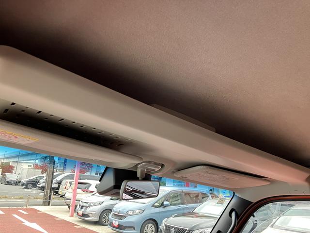 ハイゼットカーゴ ＤＸ　ＦＭ／ＡＭラジオ　ＬＥＤヘッドライト　オートライト　保証１年間・距離無制限付き　アダプティブドライビングビーム　アイドリングストップ　前後コーナーセンサー　キーレスエントリー　マニュアルエアコン　パワーウィンドウ　両側スライドドア（12枚目）