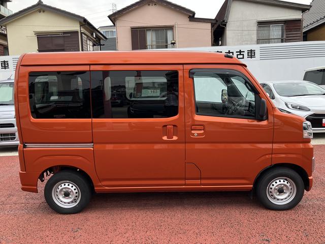 ハイゼットカーゴ ＤＸ　ＦＭ／ＡＭラジオ　ＬＥＤヘッドライト　オートライト　保証１年間・距離無制限付き　アダプティブドライビングビーム　アイドリングストップ　前後コーナーセンサー　キーレスエントリー　マニュアルエアコン　パワーウィンドウ　両側スライドドア（18枚目）