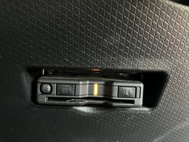 タント ファンクロスターボ　　純正７インチナビ　バックカメラ　ＥＴＣ　保証１年間・距離無制限付き　オートエアコン　前後コーナーセンサー　両側電動スライドドア　電動パーキングブレーキ　オートブレーキホールド機能　電動格納ミラー　シートヒーター　ＵＳＢ入力端子（6枚目）