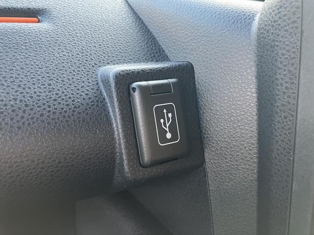 タント ファンクロスターボ　　純正７インチナビ　バックカメラ　ＥＴＣ　保証１年間・距離無制限付き　オートエアコン　前後コーナーセンサー　両側電動スライドドア　電動パーキングブレーキ　オートブレーキホールド機能　電動格納ミラー　シートヒーター　ＵＳＢ入力端子（13枚目）