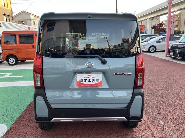 タント ファンクロスターボ　　純正７インチナビ　バックカメラ　ＥＴＣ　保証１年間・距離無制限付き　オートエアコン　前後コーナーセンサー　両側電動スライドドア　電動パーキングブレーキ　オートブレーキホールド機能　電動格納ミラー　シートヒーター　ＵＳＢ入力端子（19枚目）