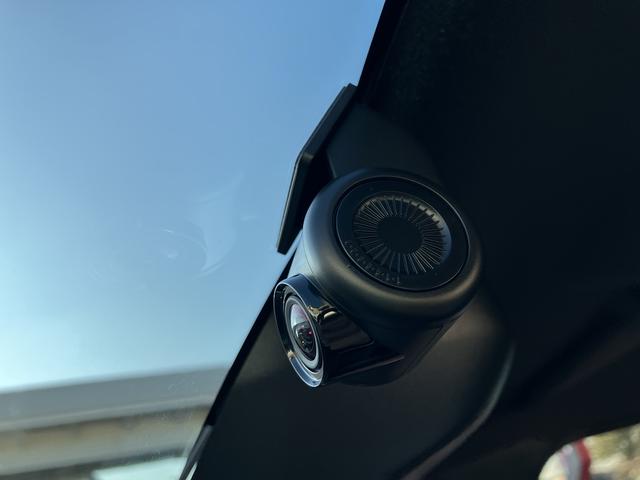 タント カスタムＲＳ　純正１０インチナビ　パノラマモニター　ＥＴＣ　保証１年間・距離無制限付き　電動パーキングブレーキ　オートブレーキホールド機能　ナビ連動前後方ドラレコ　前後コーナーセンサー　シートヒーター　両側電動スライドドア　ＨＤＭＩ接続　ＵＳＢ入力端子（7枚目）