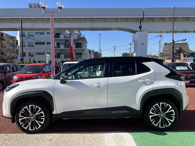 ヤリスクロス ハイブリッドZ ナビ 全周囲カメラ ETC2.0 保証1年間・距離無制限付き シートヒーター ステアリングヒーター ACC BSM 前後コーナーセンサー 電動パーキングブレーキ オートブレーキホールド機能 AC100V電源 ン転籍電動シート(24枚目)
