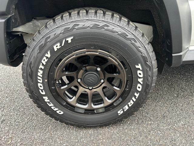 ジムニーノマド FC 4WD パイオニア9インチナビTV Bカメラ 2.0ETC デジタルインナーミラー型Dレコーダー前後 ルーフキャリア Rラダー社外16インチAW オープンカントリーRTタイヤ 純正マット(11枚目)