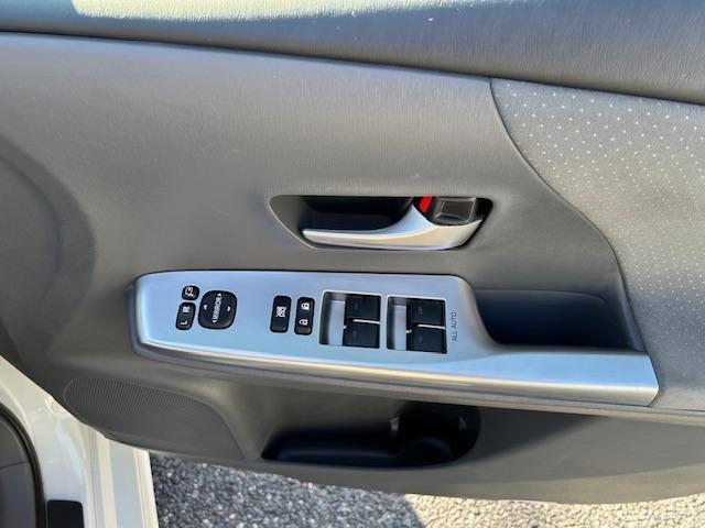 プリウスアルファ Ｓツーリングセレクション　純正ナビＴＶ　ＥＴＣ　Ｂカメラ　モデリスタエアロ（29枚目）