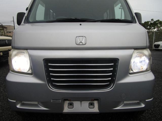 【カラー重視でお探しなら】黒・白・シルバーなど王道カラーはもちろん、昨今の流行であるアースカラーカーキグリーンやサンドベージュ、ビビッドカラーの赤・青・黄色・水色なども数多く取り揃えております！！